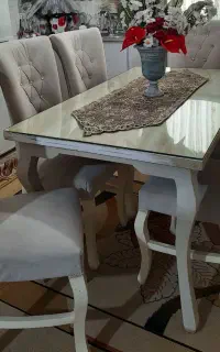 میز غذاخوری