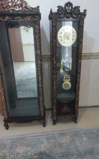 بوفه وساعت