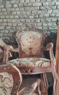 مبل سلطنتی