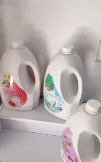 مایع لباس شویی.ظرف شویی.دست شویی