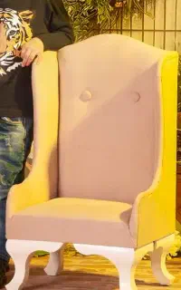 صندلی پشت بلند