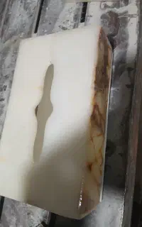 جادستمال کاغذی با سنگ مرمر