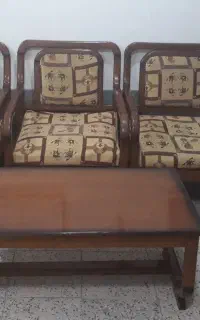 مبل استیل قدیمی با چوب راش کاملا سالم