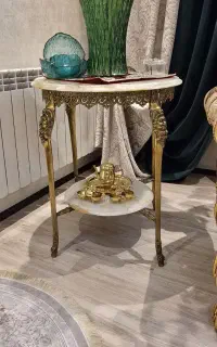 میز برنز سنگین با سنگ مرمر سفید خوب