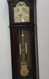 ساعت ایستاده