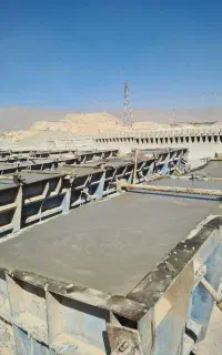 تولید ونصب انواع قطعات بتنی از قبیل دیوار نیوجرسی.