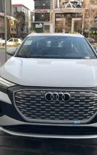 آئودی Q4