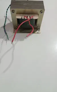 ترانس آهنی ۱۵۰ وات ۱۸ ولت