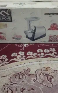 چرخ گوشت نو نو از کارتون باز نشده