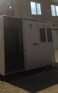 فروش کانکس نگهبانی سه طرف پنجره خور اشتهارد
