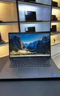 لپ تاپ Dell Latitude 7520 پردازنده i7 نسل ۱۱