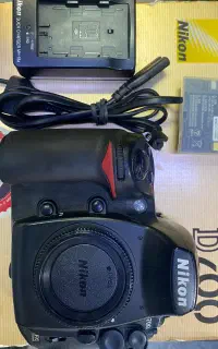 دوربین عکاسی نیکونd700