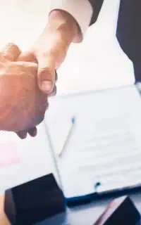 استخدام مشاور املاک