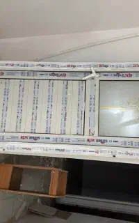 در حمام و سرویس بهداشتی