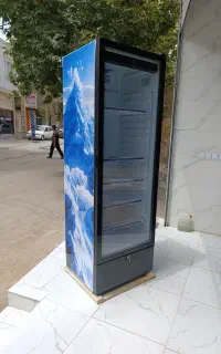 یخچال‌ بدون تاج‌ پایه‌ بلند قفل‌ دار