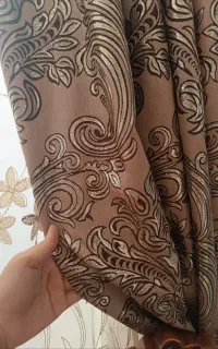 دستک و پرده طلایی حال
