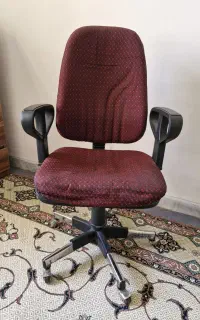 صندلی چرخدار اداری