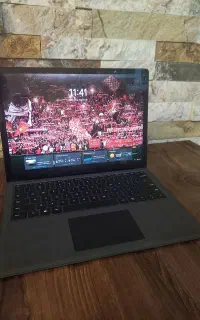 لپ‌تاپ MicrosoftSurfac Laptop2 Cor i7 رم16 SSD512