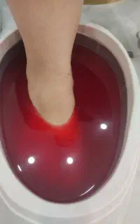 پدیکور کف سابی پا پارافین تراپی پا و دست درمانی