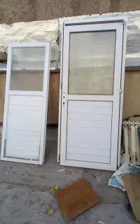 درب آلومنیومی سرویس بهداشتی وحمام