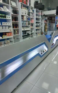 فروشنده موبایل فروشی