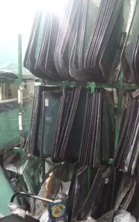 پخش ونصب شیشه اتومبیل