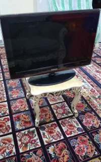 فروش یک عددتلویزیون ال ای دی سامسونگ ۳۲ اینچ