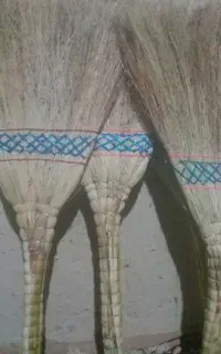 جارو ۴شاخ ۷۵۰ گرم وزنش