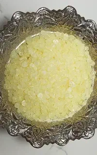 صمغ مصطکی