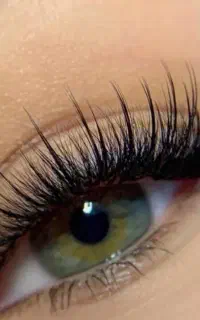 آموزش اکستنشن مژه وناخن بامدرک فنی حرفه‌ای+استخدام