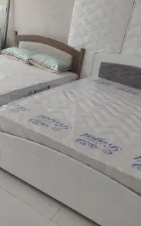 تخت و تشک وبالشت و محافظ تشک