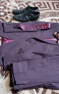 کت وشلوار