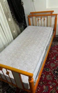 تخت خواب با تشک درحد نو