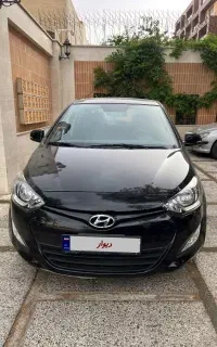 هیوندا آی 20 فول وارداتی فوق استثنایی