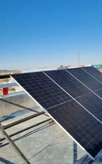 نیروگاه خورشیدی ۴ کیلووات خانگی مصرف روزانه منزل