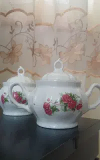 قندان گل سرخی قدیمی