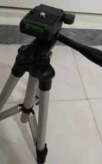 سه پایه دوربین عکاسی