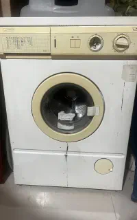لباس شویی ارج