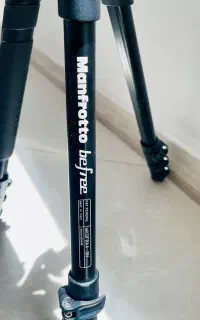 سه پایه monfrotto