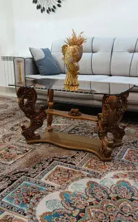جلو مبلی سلطنتی