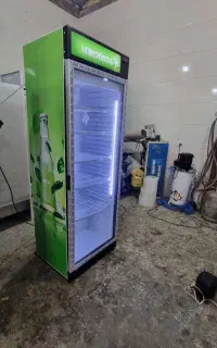 یخچال ایستاده صنعتی و فیریزر ایستاده 70سانتی و۵فوت