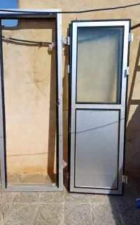 دوعدد درب آلمینیوم