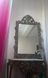 ایینه و کنسول