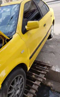 تاکسی تک گانه سمند شکاری