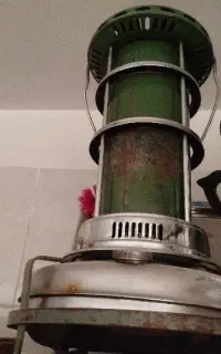 چراغ قدیمی سماور نفتی و چراغ لمپا
