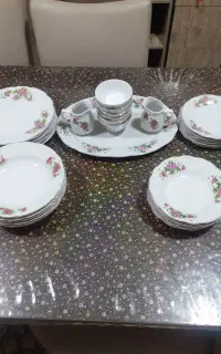 سرویس چینی گل سرخ