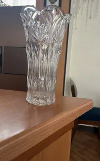 گلدان گل بزرگ