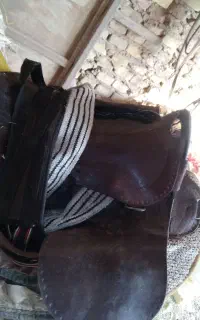زین اسب  برنو