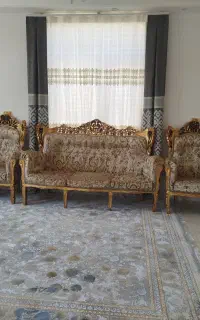 مبل سلطنتی