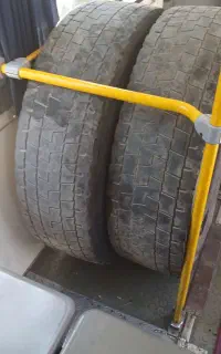 لاستیک ۳۱۵×۸۰ بارز